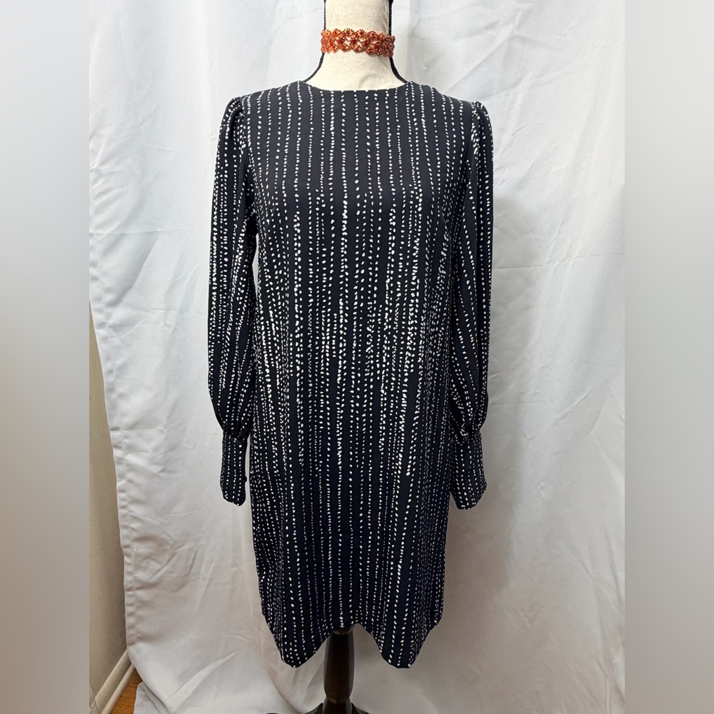 H&M Black White Geometric Long Balloon Sleeve Shift Dress Size 6 NWT